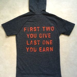 Under armor project Rock sweatshirt short sleeve